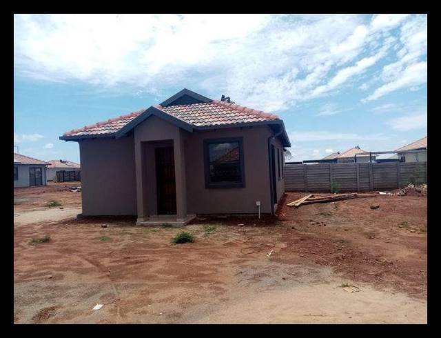 3 BEDROOM HOUSE FOR SALE IN SHARON PARK